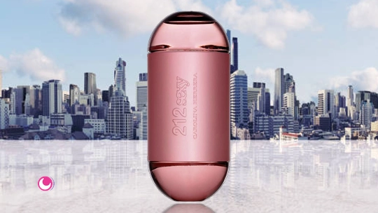 عطر ادکلن ۲۱۲ سک سی زنانه (Carolina Herrera 212 S-y)